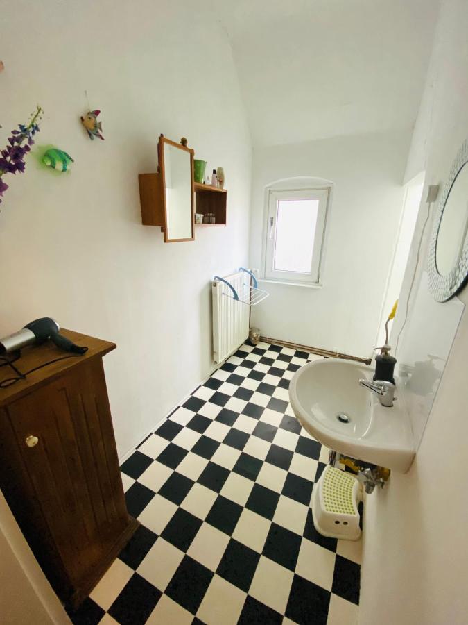 Hannover List 2 Bedroom Home Away From Home Exterior foto